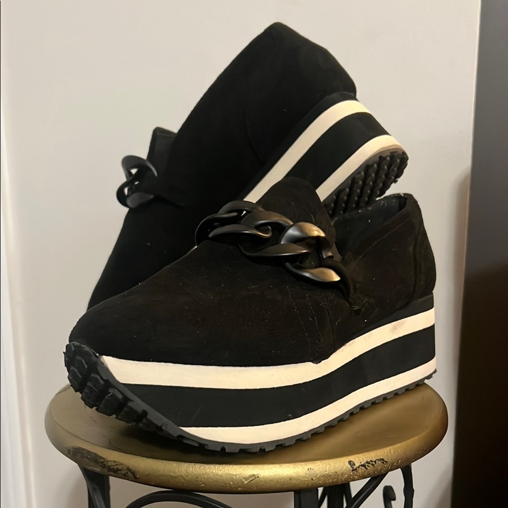 Women’s Pierre Dumas Shoes, size 7.5